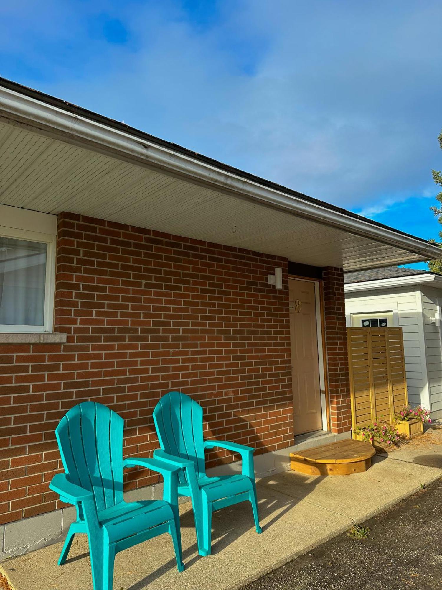 Oasis By The Bay Vacation Suites Wasaga Beach Extérieur photo