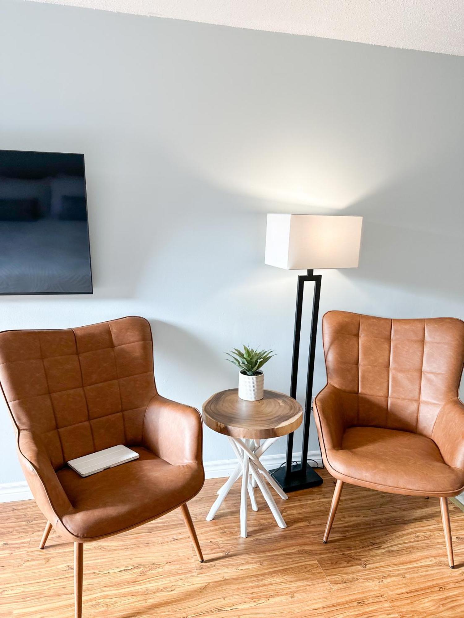 Oasis By The Bay Vacation Suites Wasaga Beach Extérieur photo