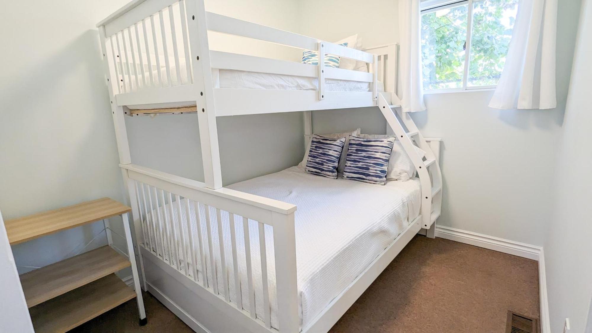 Oasis By The Bay Vacation Suites Wasaga Beach Extérieur photo