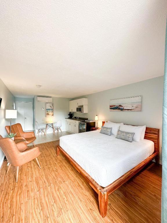 Oasis By The Bay Vacation Suites Wasaga Beach Extérieur photo